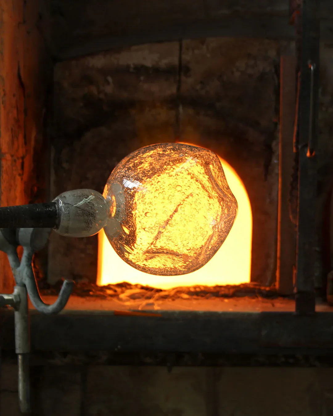 How to Spot Hand-Blown Venetian Glass: A Guide from Our Workshop