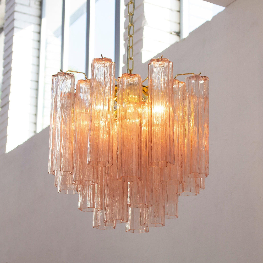 Tronchi Chandeliers: History, Sizes and How to Choose One