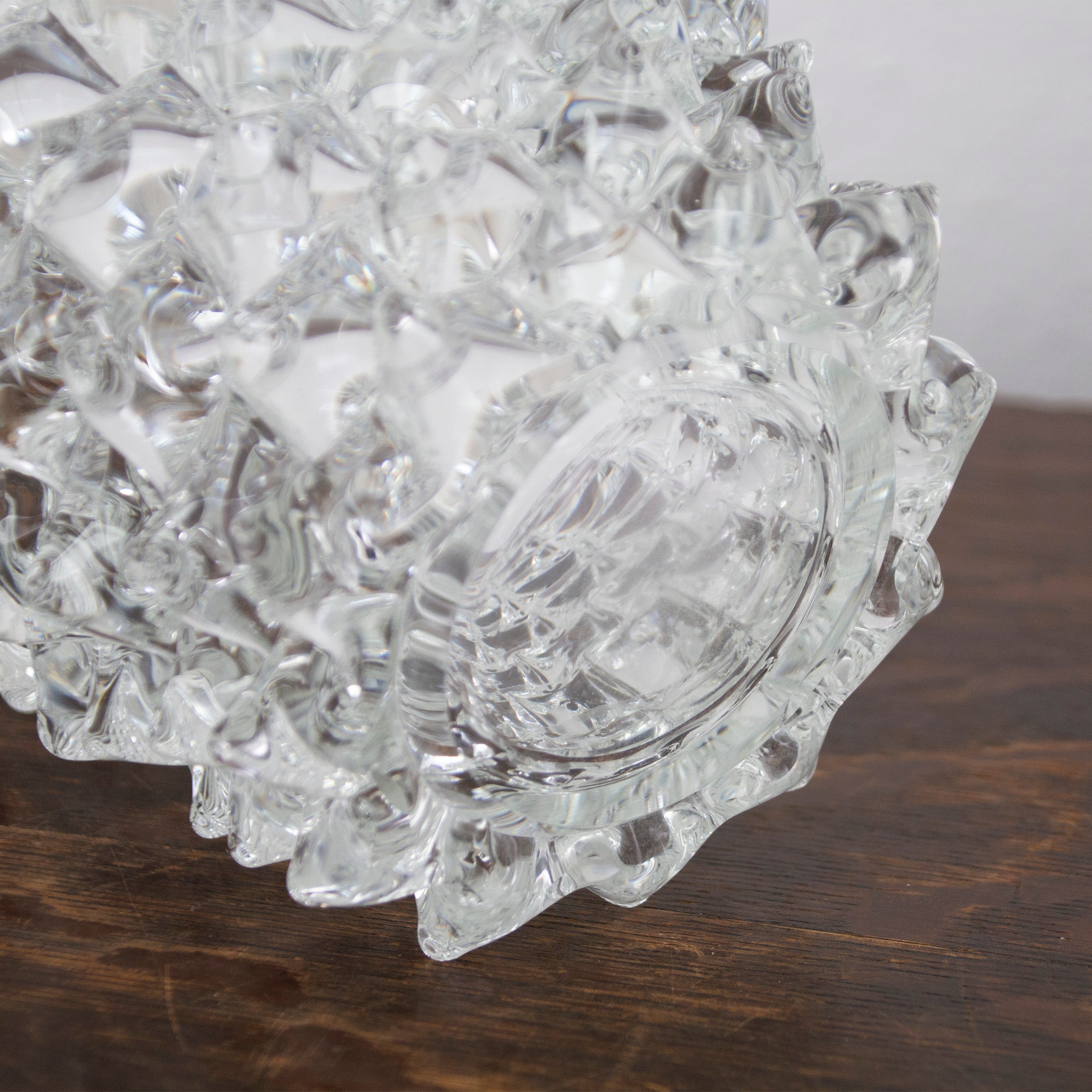 Clear Murano glass Rostrato vase by SoloCoseBelle, made in Italy, with a sleek, modern design perfect for elegant home decor.