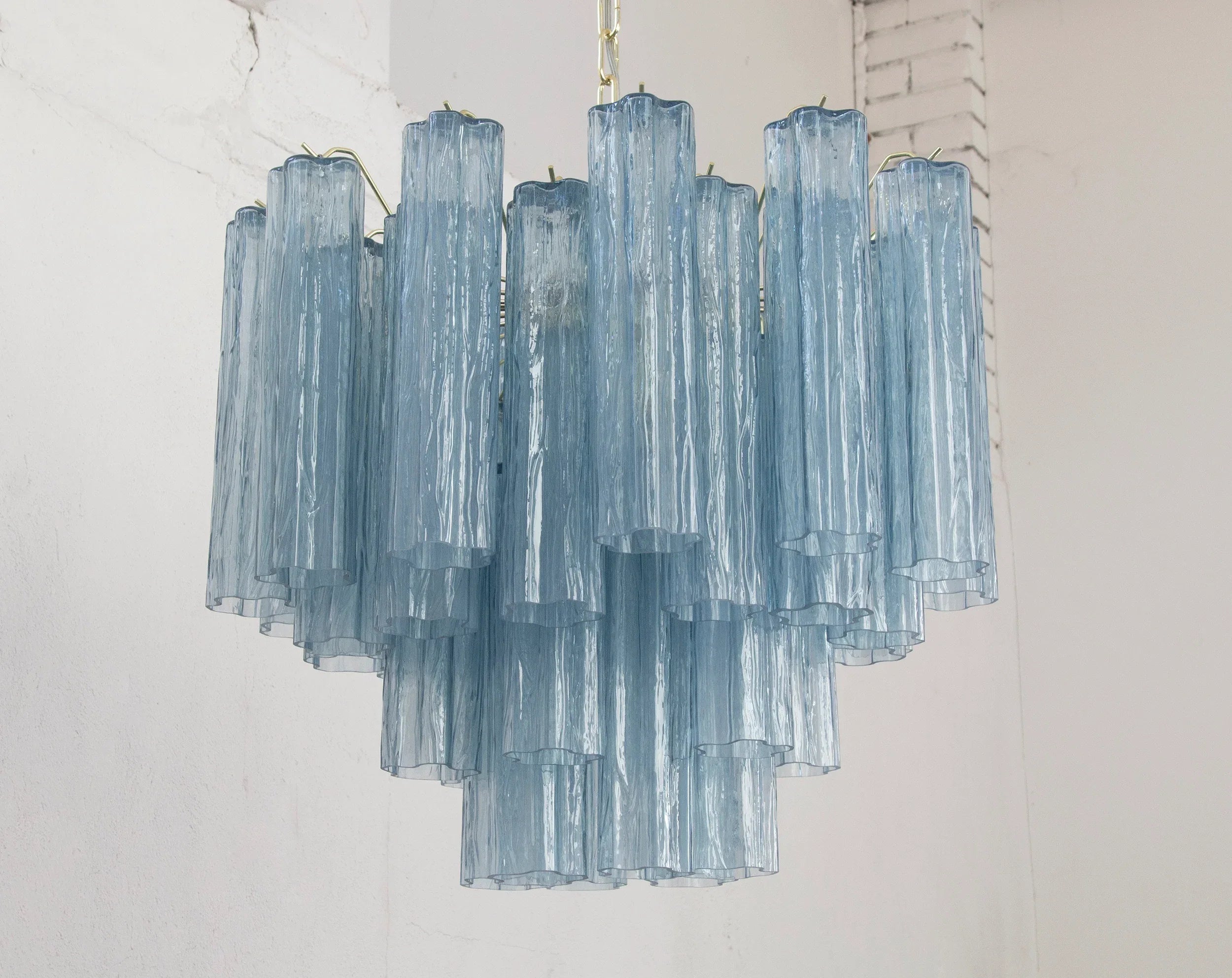Murano Glass Chandelier: Italian Vintage Style Lighting - SoloCoseBelle