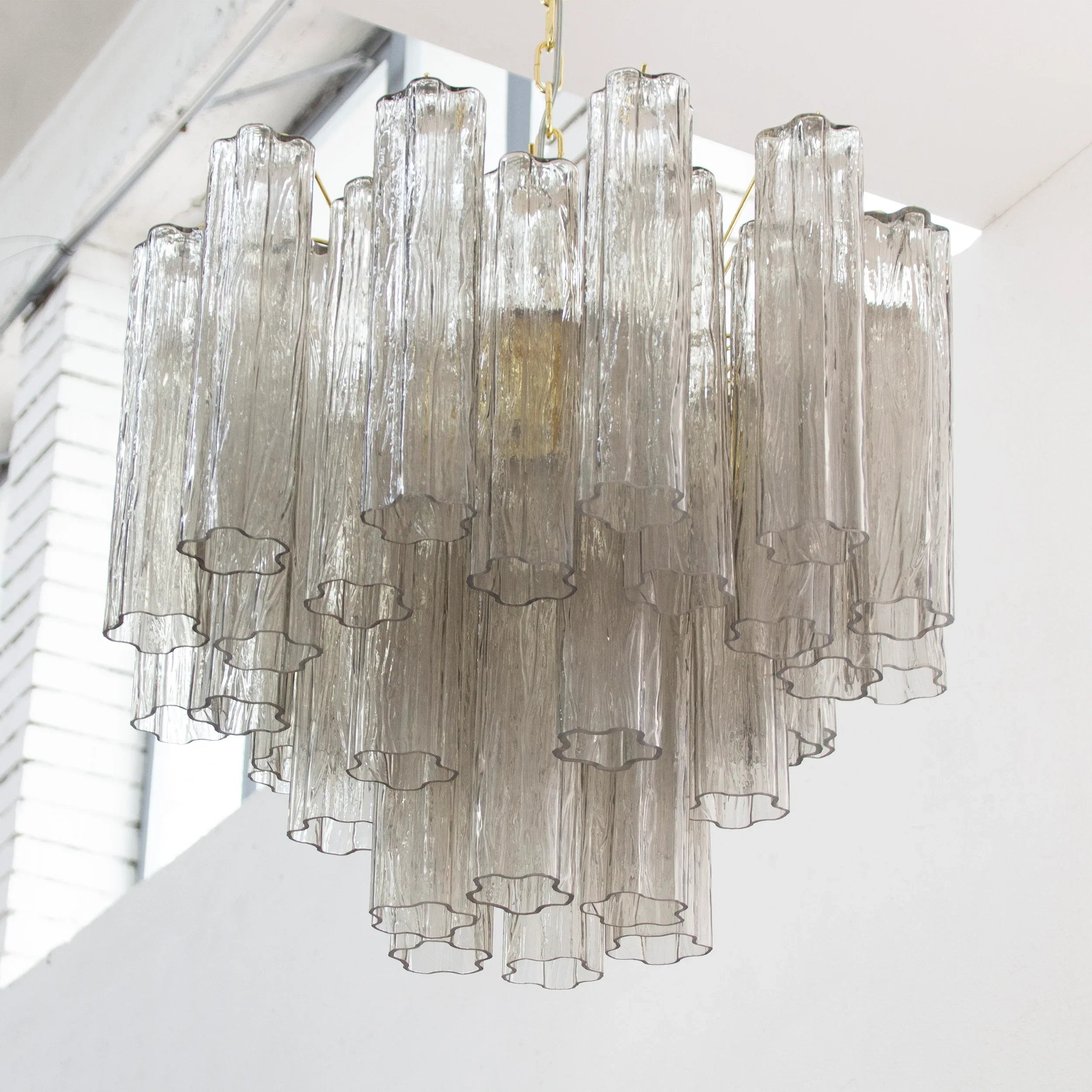 Murano Glass Chandelier: Italian Vintage Style Lighting - SoloCoseBelle
