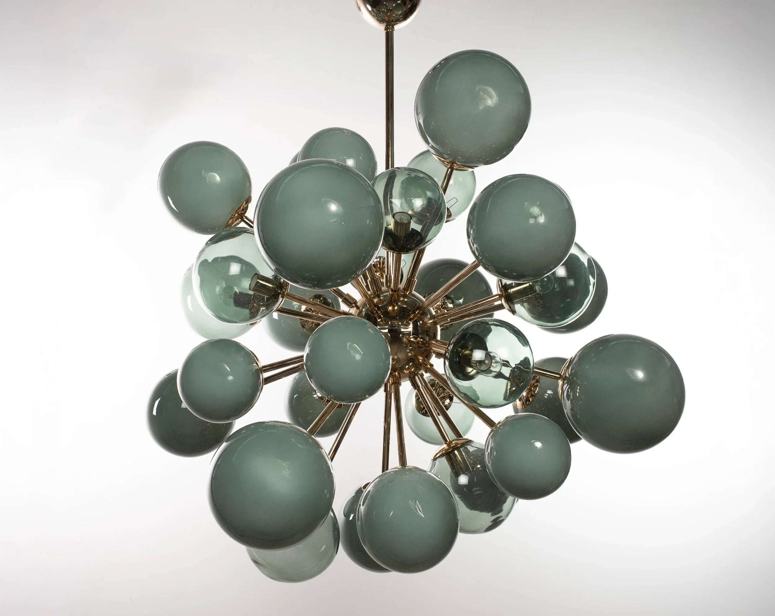 Suspension chandelier with mixed green Murano blown glass spheres - SoloCoseBelle