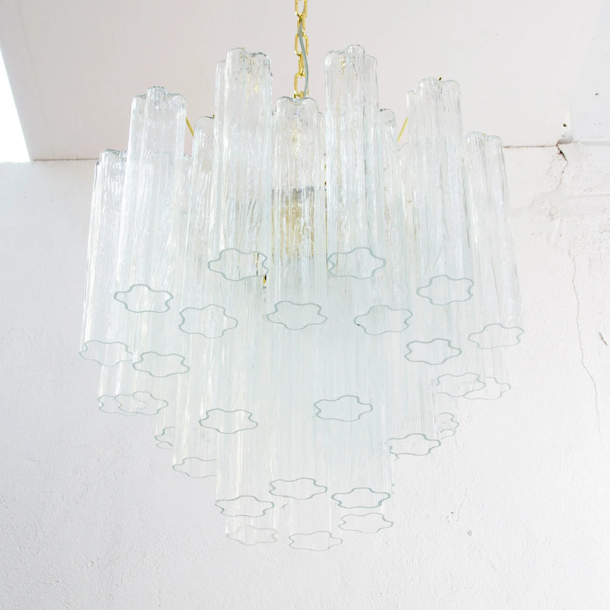 Clear Tronchi Murano glass chandelier — unlit front view