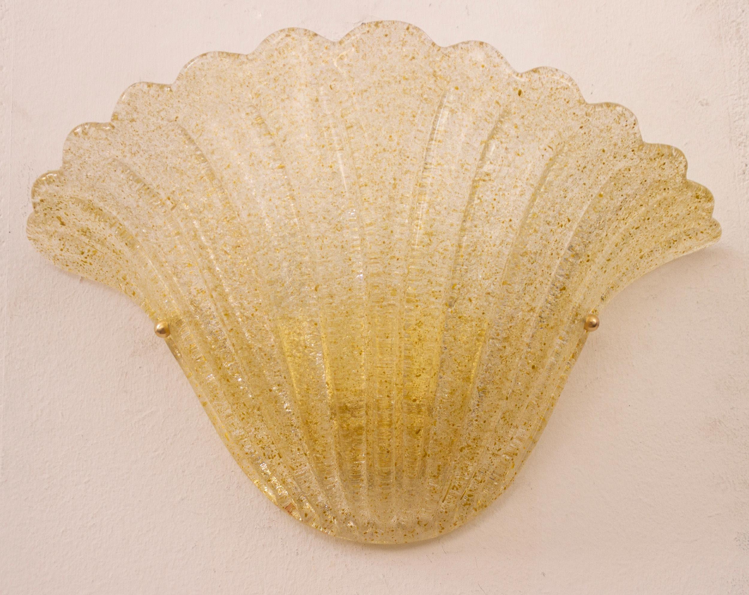 Pair of Elegant Goldish Murano glass wall sconce hand blown with grit - SoloCoseBelle
