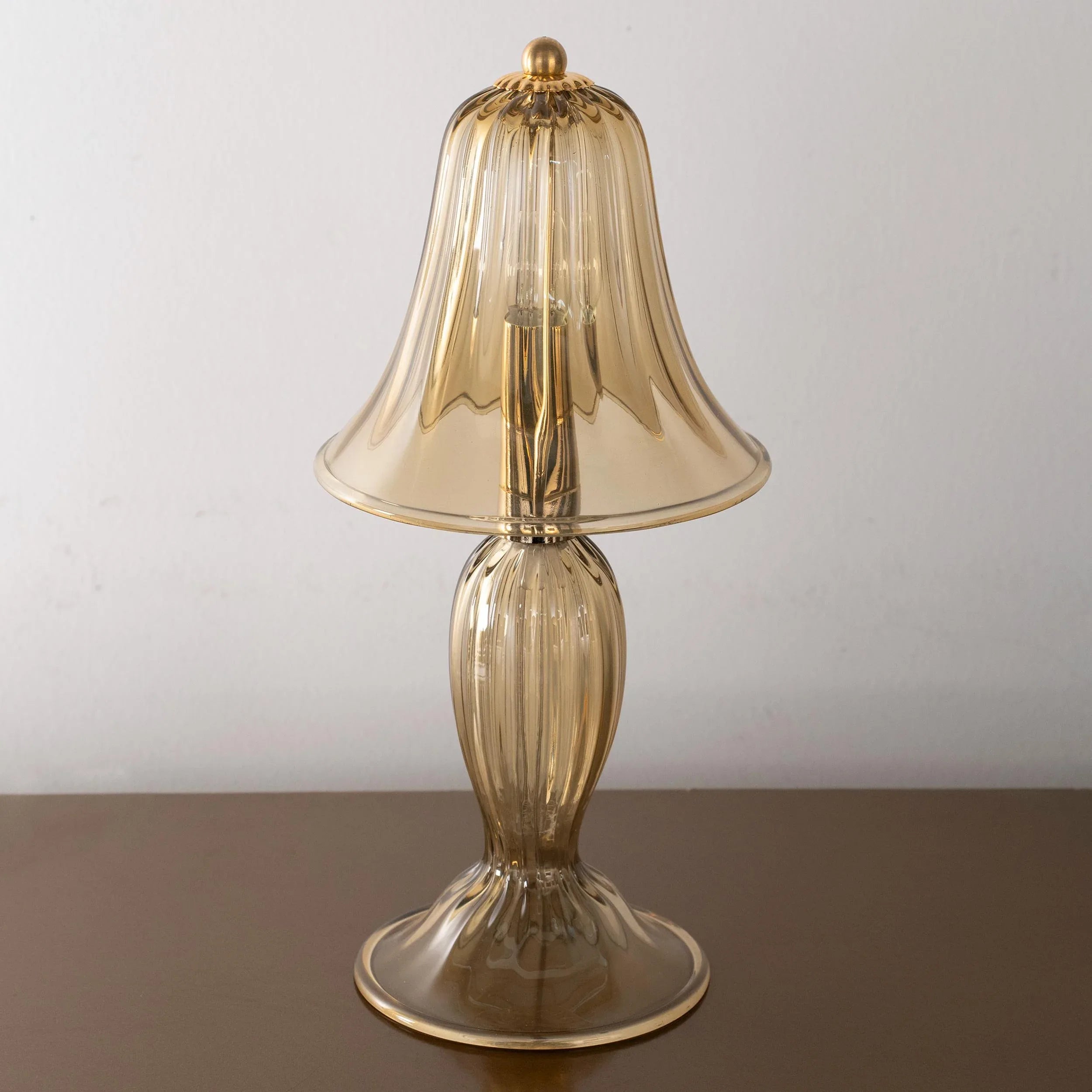 Pair of Murano glass table lamp in smoky color and gold details - SoloCoseBelle