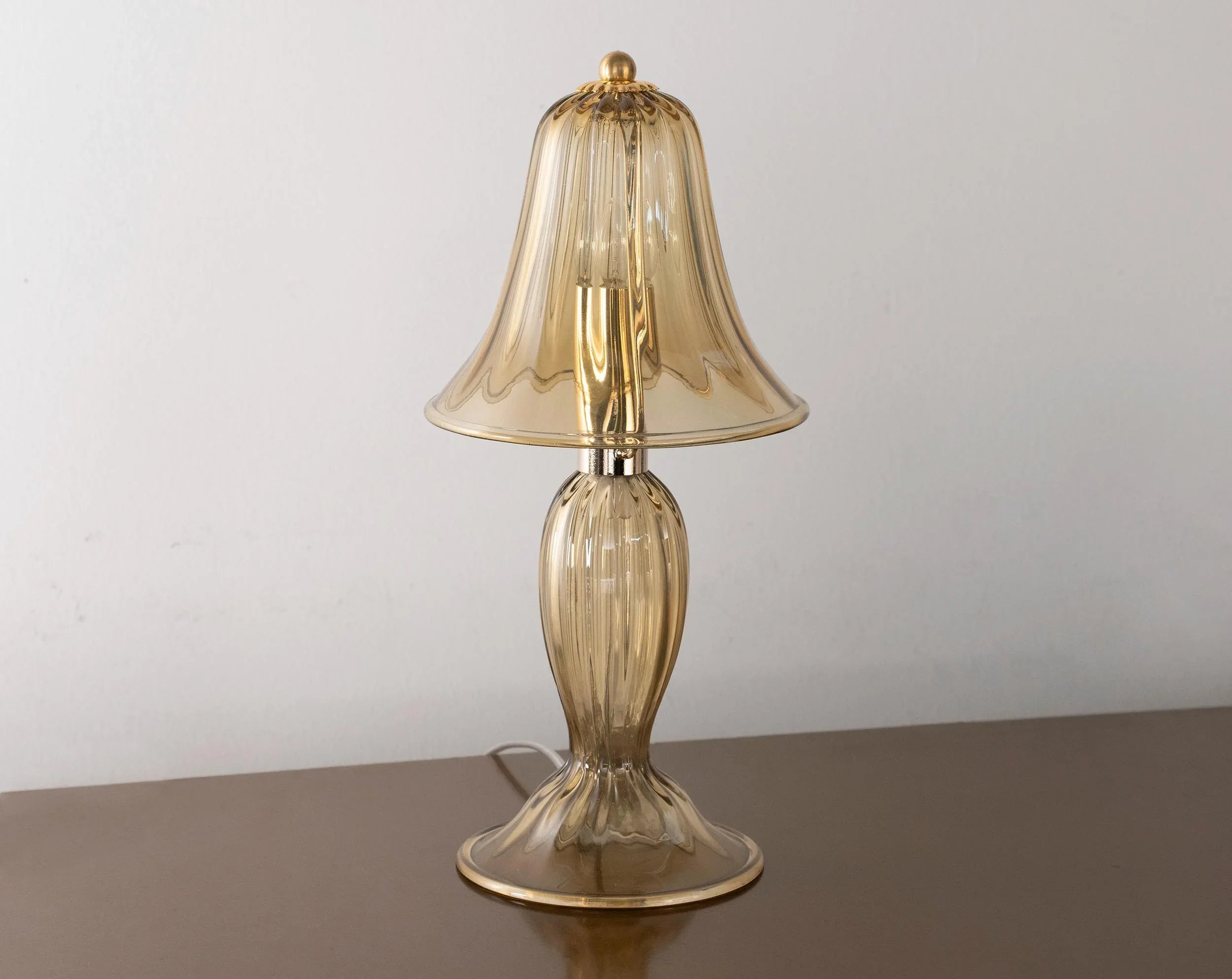 Pair of Murano glass table lamp in smoky color and gold details - SoloCoseBelle