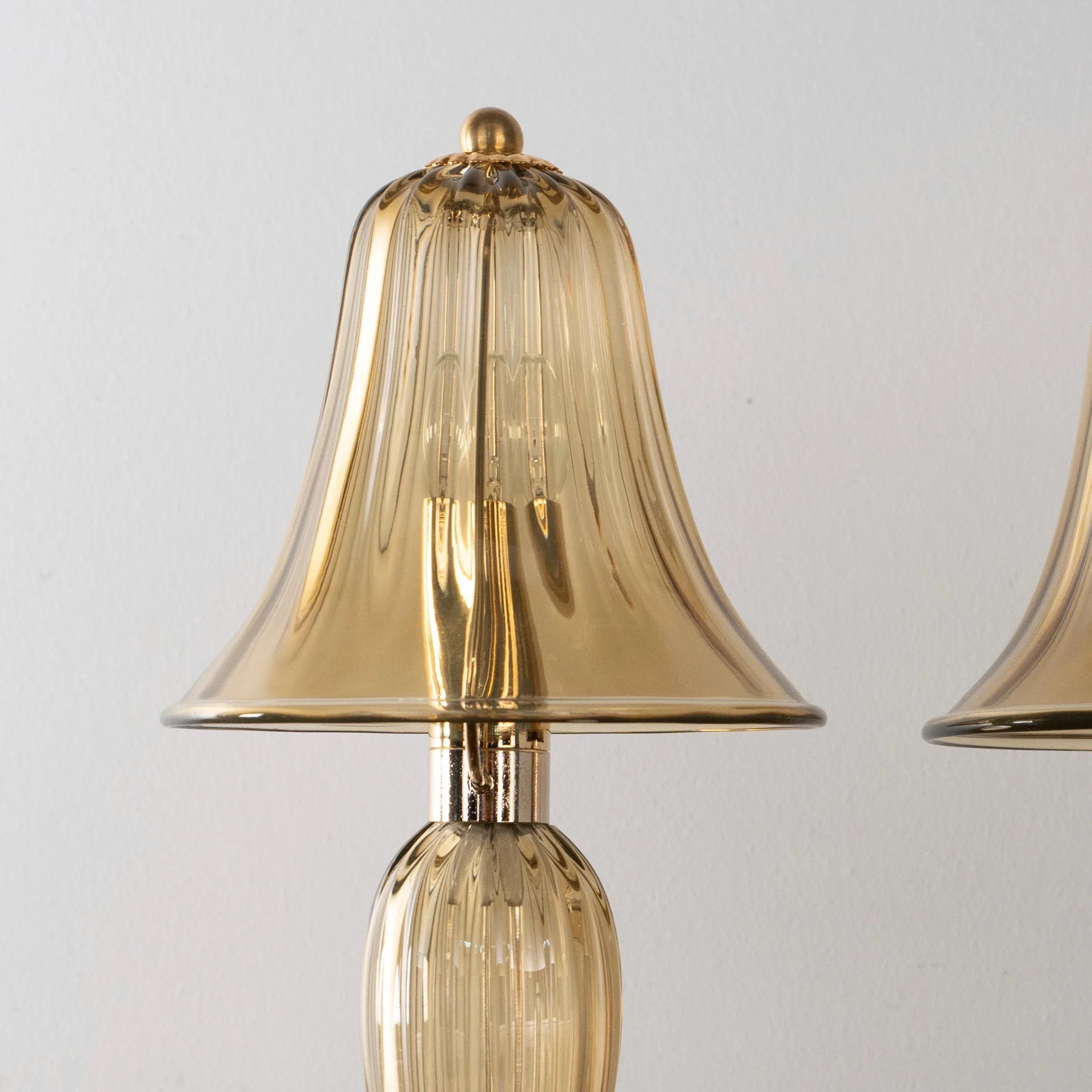 Pair of Murano glass table lamp in smoky color and gold details - SoloCoseBelle