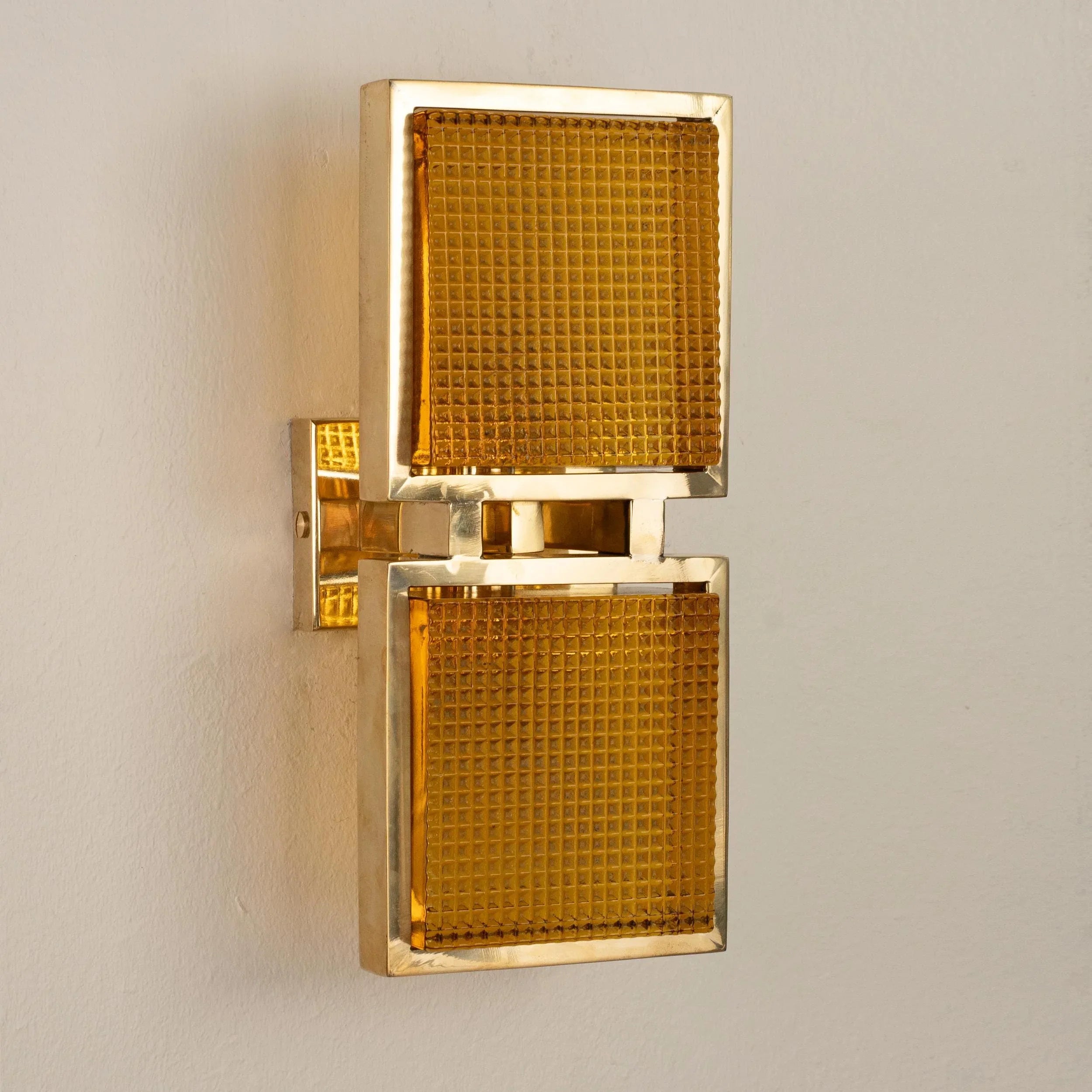 Wall sconce with Murano glass brick with brass frame - SoloCoseBelle
