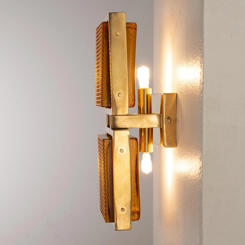 Wall sconce with Murano glass brick with brass frame - SoloCoseBelle
