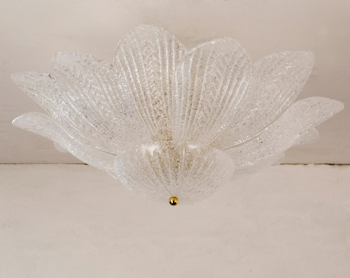 Clear Murano glass leaf ceiling lamp with graniglia texture, unlit, front view