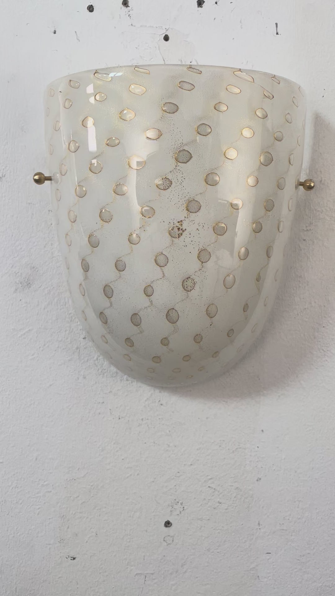 Set of 2 White Murano glass wall sconces with artistic gold decoration